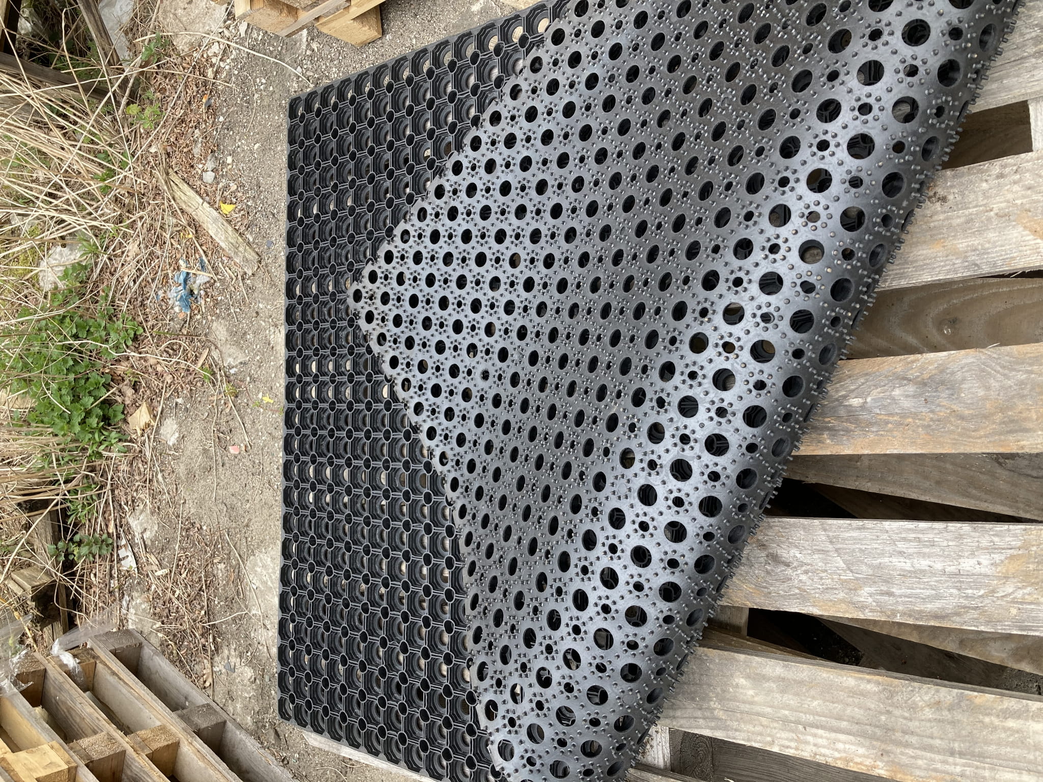Wycieraczka gumowa ażurowa 50cm x 100cm x 22 mm - obrazek 2